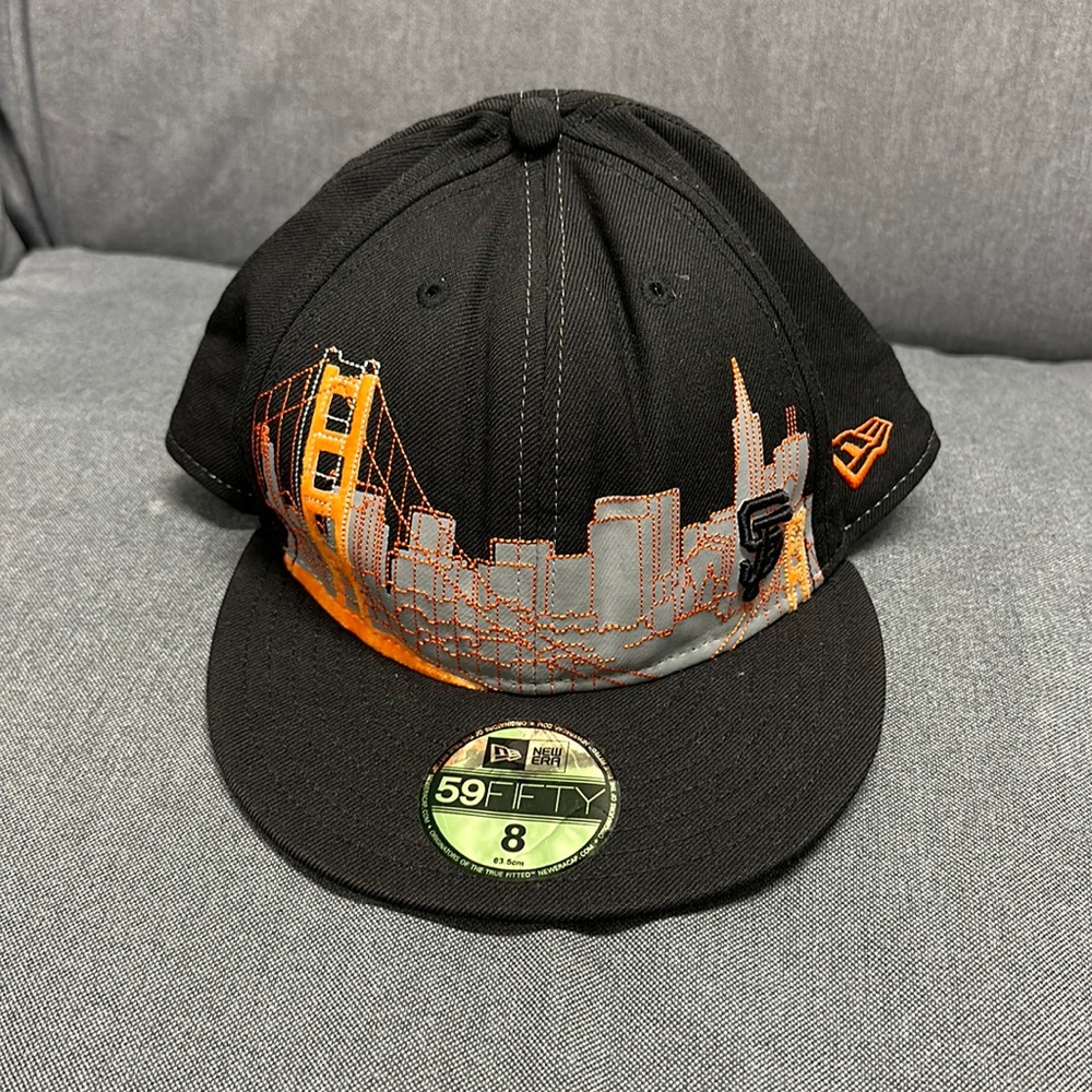 San Francisco Giants Cityscape Golden Gate Bridge Cap Size 8
